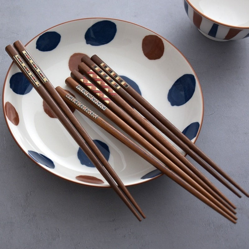 Japanese-style Solid Wood Chopsticks, a Pair of Color Bars, Household Pointed Chopsticks
