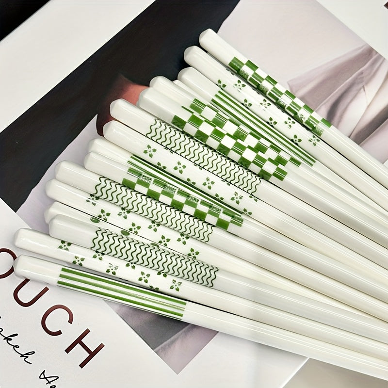 Set of 5\u002F10 Ceramic Chopsticks with Green Pattern