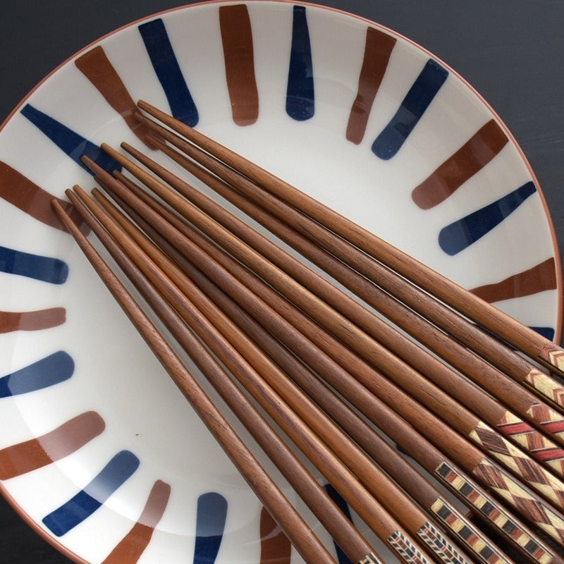 Japanese-style Solid Wood Chopsticks, a Pair of Color Bars, Household Pointed Chopsticks